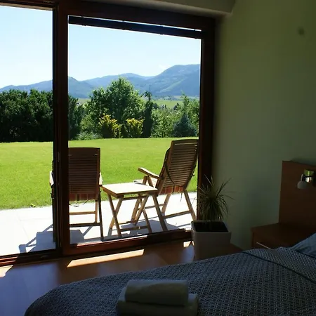 Kvetna Apartment *